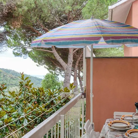 1 Bedroom Awesome In San Saturnino * Bracco