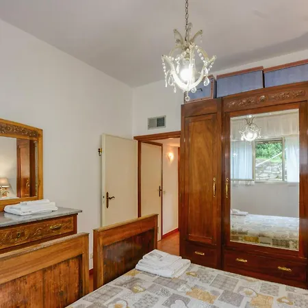 1 Bedroom Awesome In San Saturnino